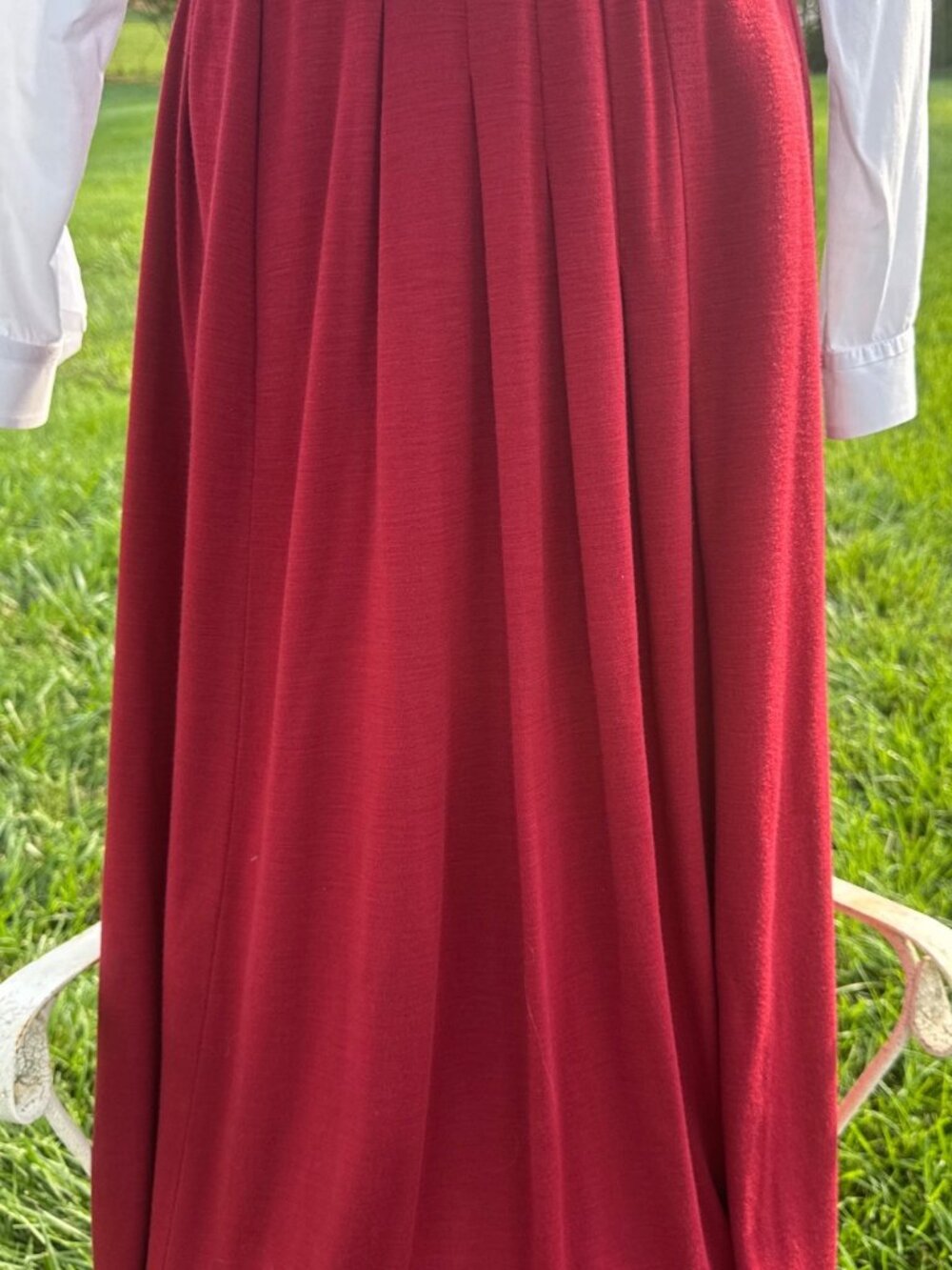 Jaeger London Raspberry Pleated Midi Skirt Size 16 Quiet Luxury Lined